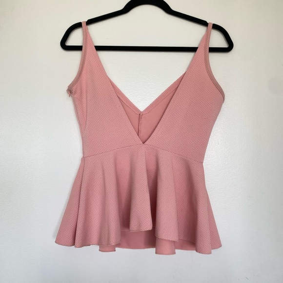 🛍️PEPLUM TOP WORN ONCE - Picture 2 of 3